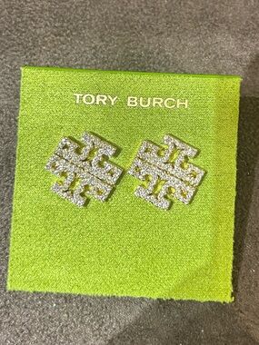 Tory Burch Gold-Tone large Logo Stud Earrings gold color new double T logo